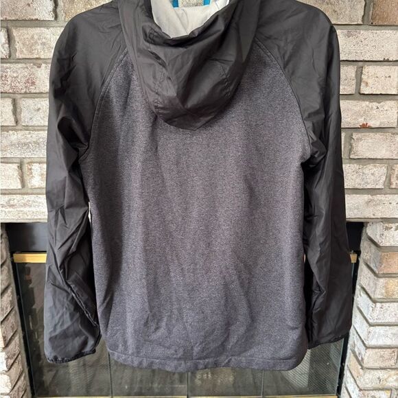 The North Face Gray and Teal Jacket - Picture 2 of 5